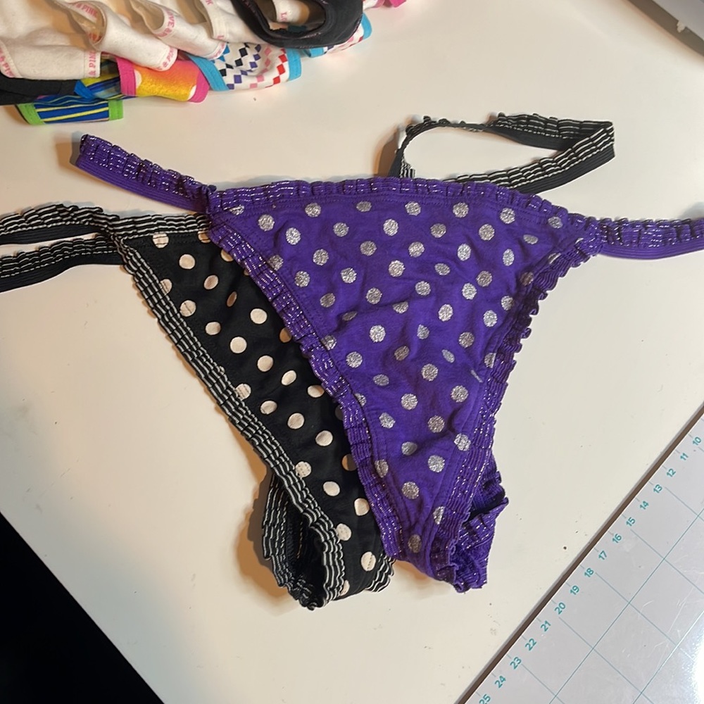 One V-String VS Panty